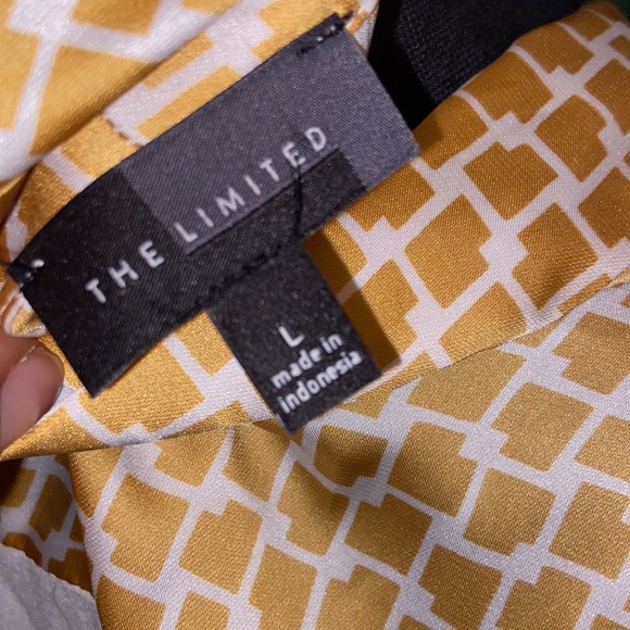 Women’s blouse - Picture 4 of 5